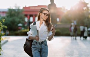 Частину студентів вишів переведуть на бюджет: хто отримає пільгу