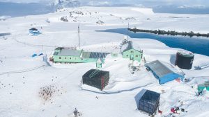 На станції «Академік Вернадський» зафіксували новий сніговий рекорд