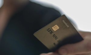 monobank повідомив, де можна зняти готівку з його карток