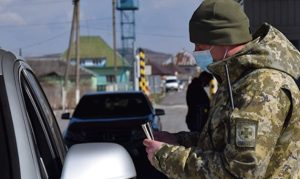 Де можна виїхати з України на авто: названо пункти пропуску