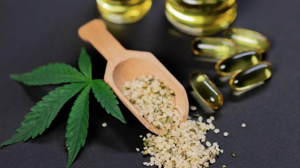 У Краматорську патрульні виявили громадянина, який мав з собою, ймовірно, наркотичні речовини та предмети для вживання наркотичних засобів