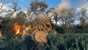 На Бахмутському та Авдіїівському напрямках окупанти зосереджують основні зусилля на веденні наступальних дій