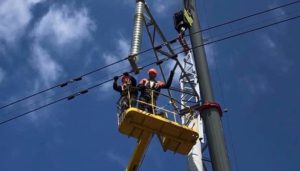 Якщо не буде обстрілів, кілька новорічних днів можуть пройти без відключень світла — Галущенко