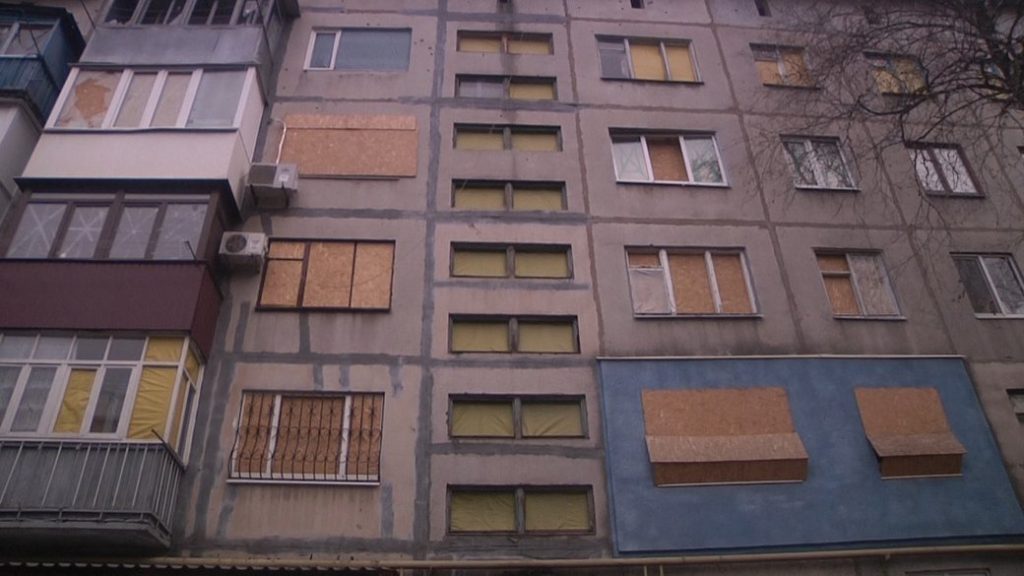 Сотня багатоповерхівок досі без теплопостачання. Як жителі Краматорська живуть без опалення