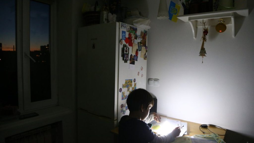 На Донеччині 26 грудня електроенергію вимикатимуть не по графіках