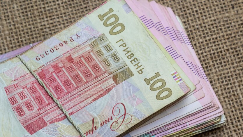 Помощь украинцам во время войны: какие выплаты можно получить