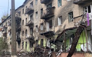 Рада дозволила списувати кредити на житло та авто, знищені війною