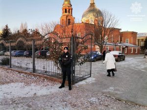 Поки віряни відзначали Різдво, патрульні були на варті порядку