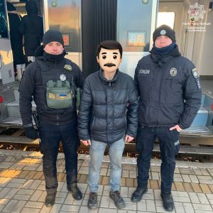 Патрульні допомогли чоловікові, якого декілька днів розшукували рідні