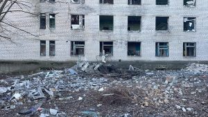росіяни обстріляли психіатричну лікарню у Краматорську та пошкодили 2 будинки у Слов’янську