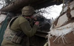 російські війська намагаються прорвати українську оборону під Бахмутом та Вугледаром, йдуть важкі бої – Маляр