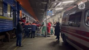 У Чернівцях зустріли важкохворих переселенців зі Слов’янська та Краматорська (відео)