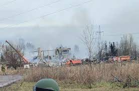 Родные военных, попавших под обстрел в Макеевке до сих пор не могут узнать о судьбе близких