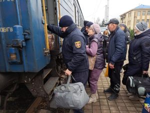 До уваги тих, хто бажає евакуюватися з Донецької області у безпечне місце