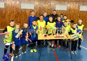 Нужденним – допомогу, дітям – подарунки: як ГО ФК «ТОР» підтримує слов’янців