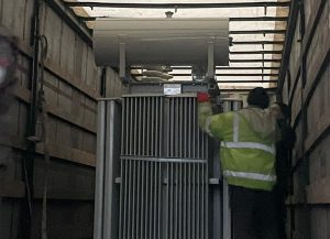 У Слов’янськ прибув новий трансформатор. Його встановлять на Славкурорті