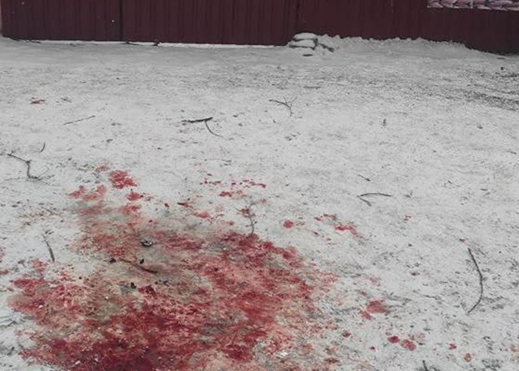 У Красногорівці мешканець кинув гранату у продавця. Один загиблий та п’ятеро поранених