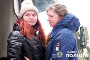 У Бахмуті залишається близько 200 дітей. Поліція робить все можливе, аби евакуювати всіх до останнього – Руслан Осипенко