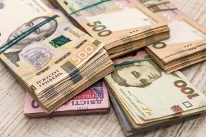 Унікальну українську монету продають за 300 тис. грн: який номінал