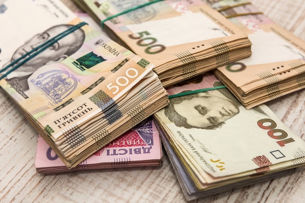 Унікальну українську монету продають за 300 тис. грн: який номінал