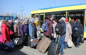 Кому з українців виплачують нову гуманітарну допомогу
