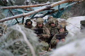 Віра у перемогу серед українців зросла до 95%. Три чверті людей відчувають гордість за Україну — дослідження