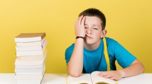 Ідея додаткового навчального року для подолання освітніх втрат: як реагують освітяни та батьки