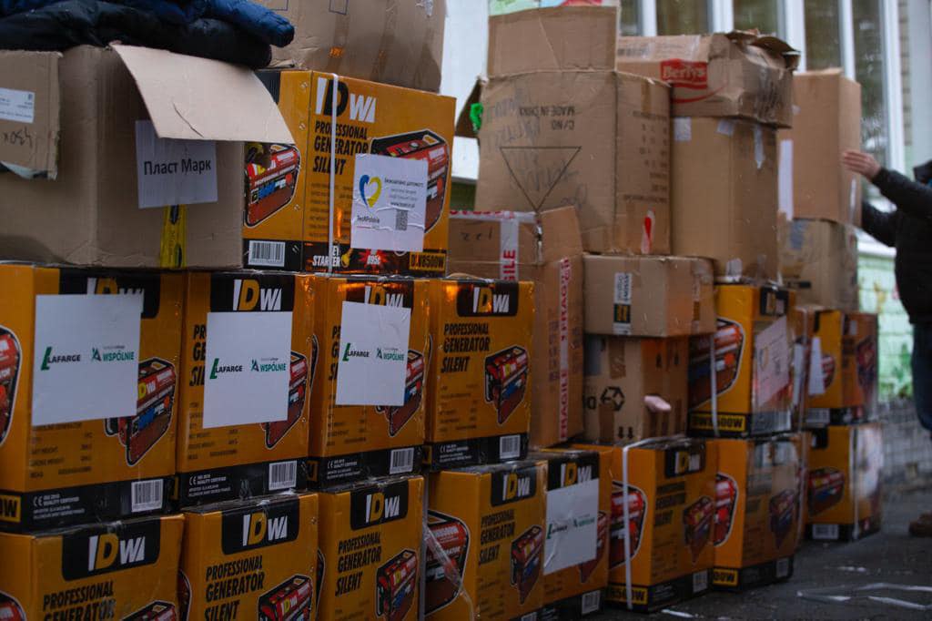 photo 5192818673402891119 y