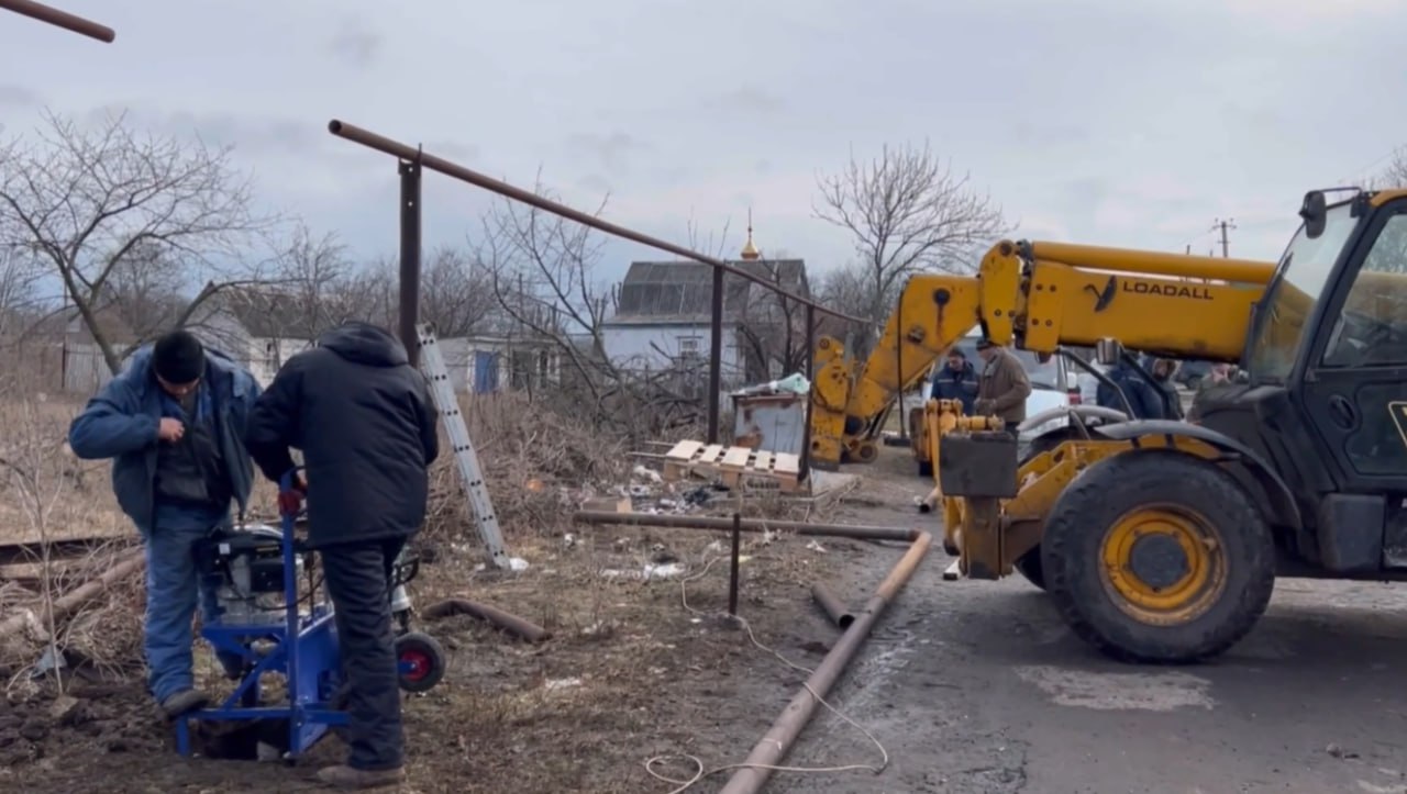 photo 5264961694340334849 y