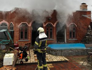 У Слов’янску патрульні гасили пожежу до прибуття ДСНС