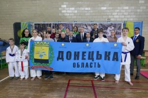 Слов’янські каратисти – переможці та призери Кубку і чемпіонату Донецької області