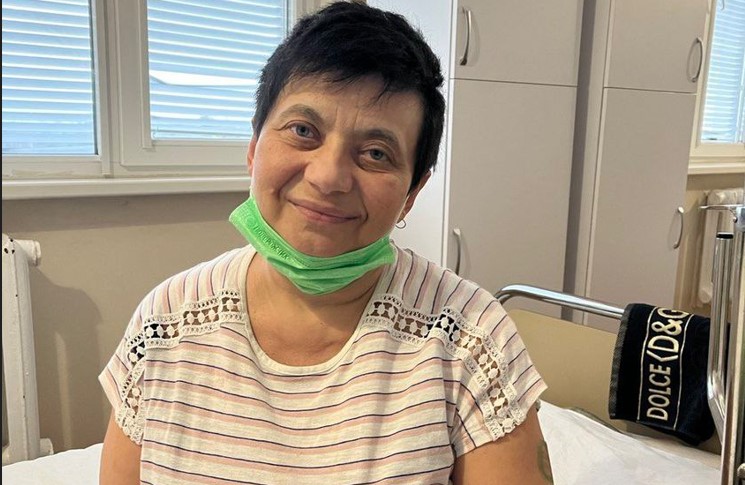 Війна на двох фронтах: переселенка з Лиману вже в евакуації дізналася про рак і впевнено крокує до перемоги