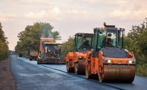 Дорога на Костянтинівку та міст на Лиманщині: які ремонти планують на Донеччині?