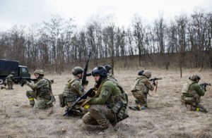 Україна для контрнаступу готує 40 тисяч добровольців, – Reuters