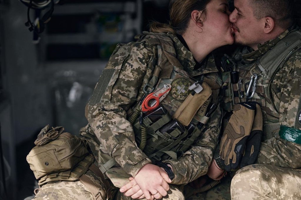 Донеччина в потужних кадрах. Фотографи Ліберові показали фото з Бахмута та Краматорська