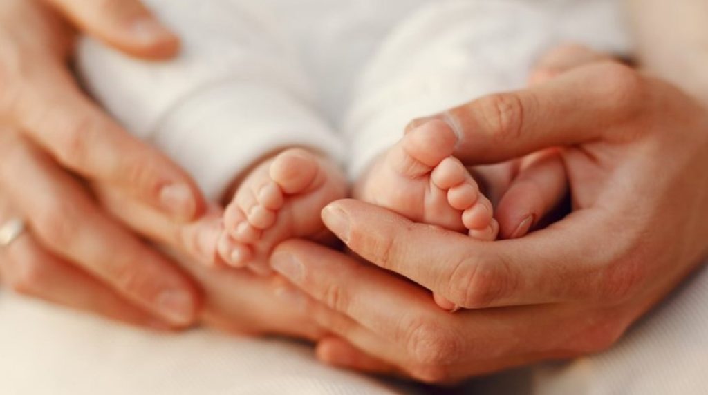 334 дитини народилися на Донеччині за три місяці 2023 року. Які імена їм обирали батьки