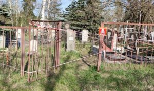 На території Святогірської громади ЗАБОРОНЕНО відвідувати цвинтарі під час Великодніх свят та поминальних днів