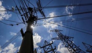 Платити за електроенергію можна менше: як встановити двозонний лічильник та перейти на нічний тариф