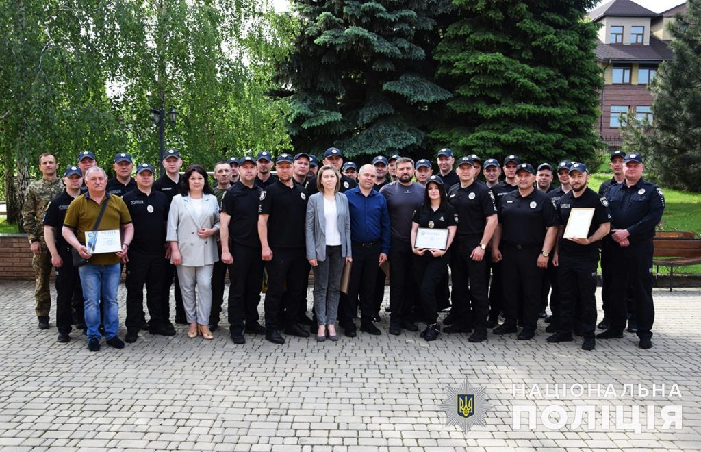 Я тут, щоб захищати. Поліцейські офіцери громади Донеччини живуть і працюють на найгарячіших напрямках фронту