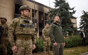 Відкинули ворога. Сирський на ставці доповів Зеленському про успіхи на фронті