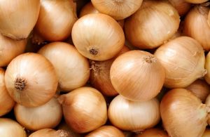 В Україні стрімко подорожчала цибуля: експерти дають невтішні прогнози