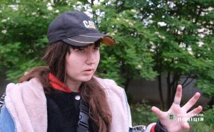 Рятувальна операція: під прицільним вогнем ворога з Бахмута вивезли 10 людей, серед яких неповнолітня дівчинка