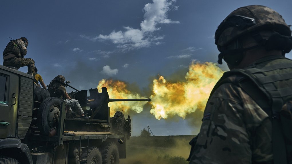 Місто знищене, однак бої тривають: військові розповіли про ситуацію в Бахмуті