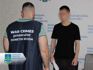 За 1500 гривень допомагали окупантам завдавати ракетних ударів по військових об’єктах у Краматорську – на Донеччині судитимуть двох чоловіків