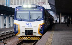 На курорти не поїдемо? Укрзалізницю розкритикували за новий розклад