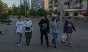 У Слов’янську журналісти The New York Times поспілкувалися з підлітками: як реагують на війну