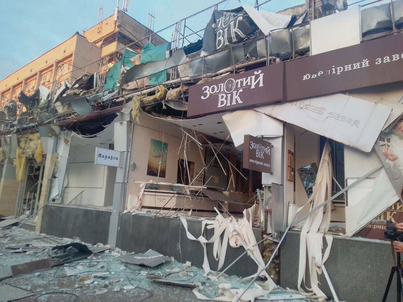 photo 5249474355803573370 y