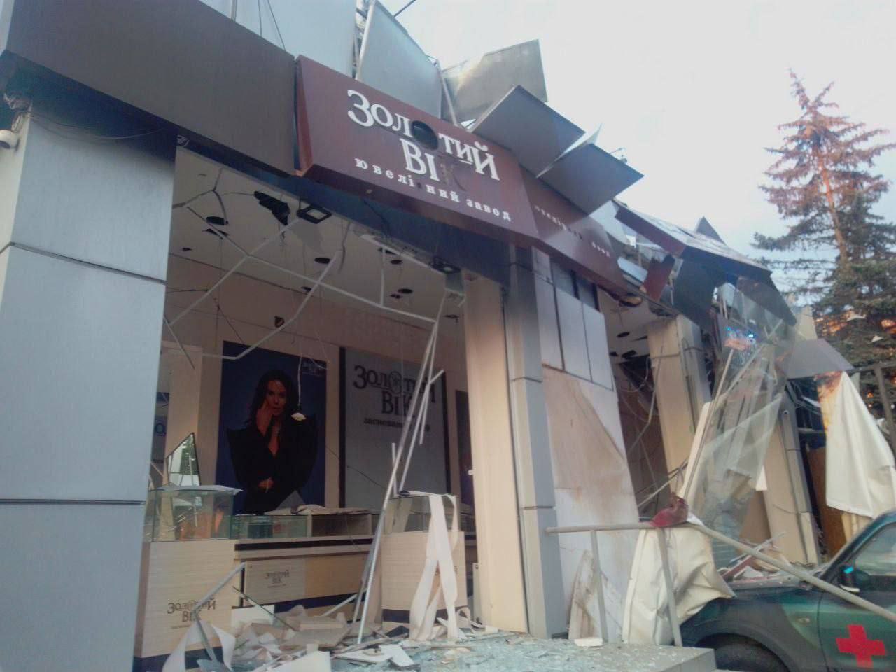 photo 5249474355803573371 y