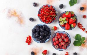 Заморозьте ягоди цим способом і вони збережуть максимум смаку і користі