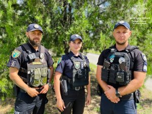 У Краматорську патрульні врятували життя скривавленому чоловіку